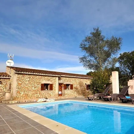 Barrera Villa Costitx (Mallorca)